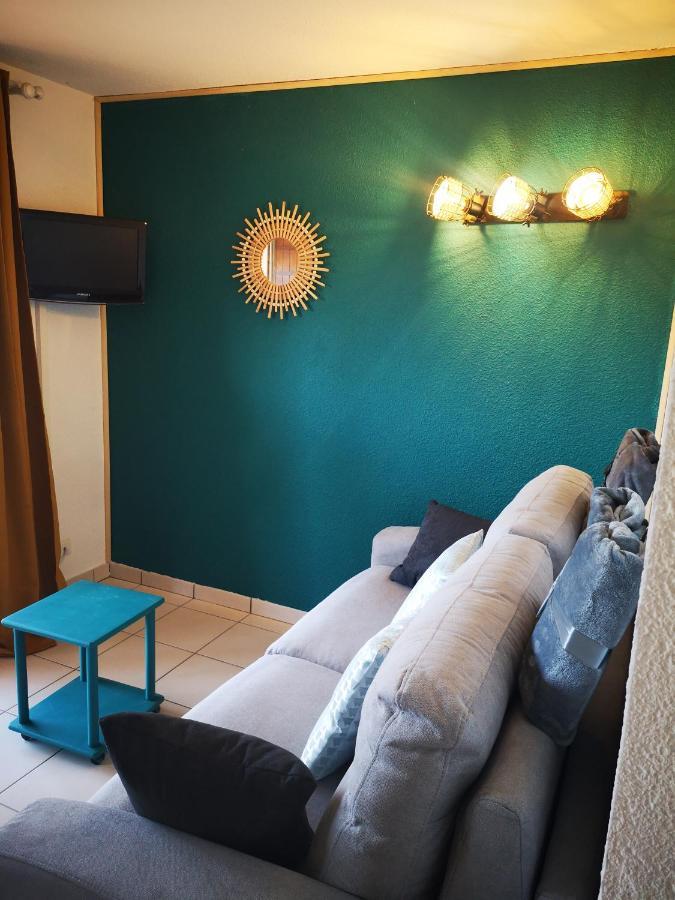 Apt T2/4 Pers/ Rez De Jardin\Pinede\Piscine آجد المظهر الخارجي الصورة